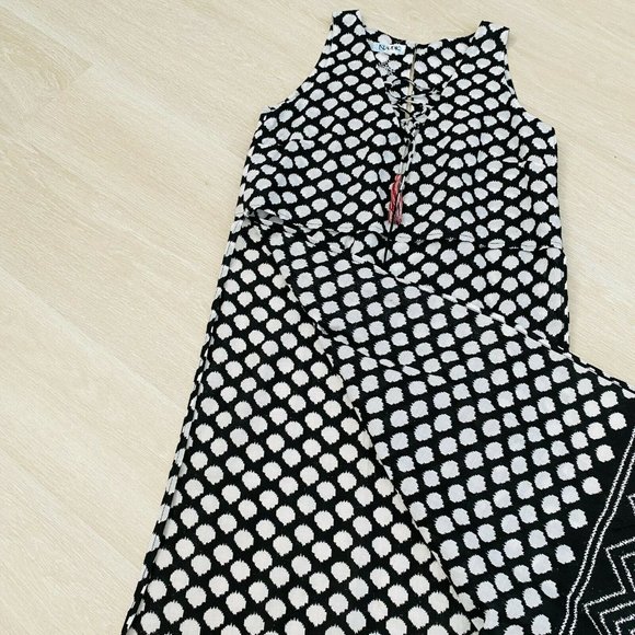 Naudic Women's Long Top Split Sides Size XS - Picture 4 of 8